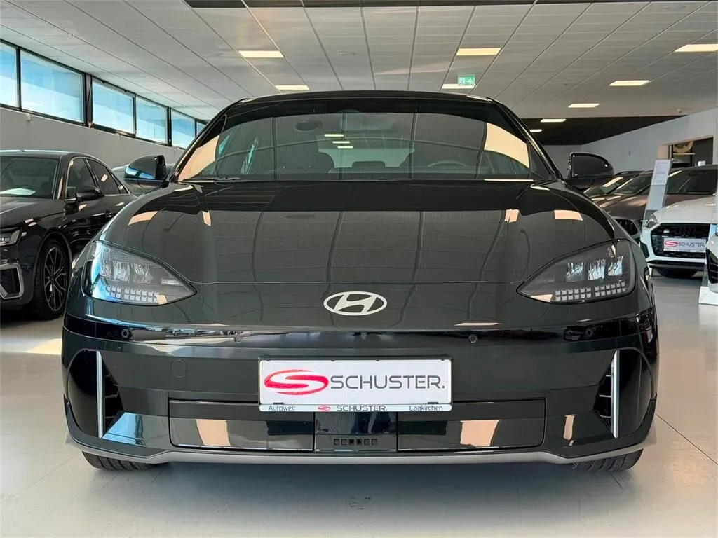 Hyundai Ioniq 6 2023 photo 2