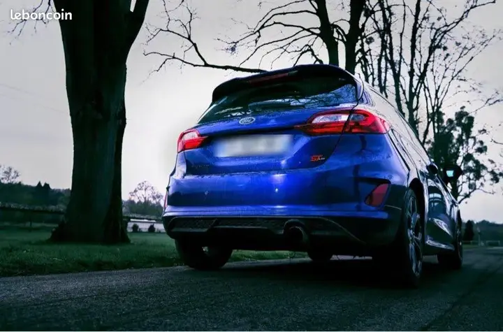 Ford Fiesta 2018 photo 2