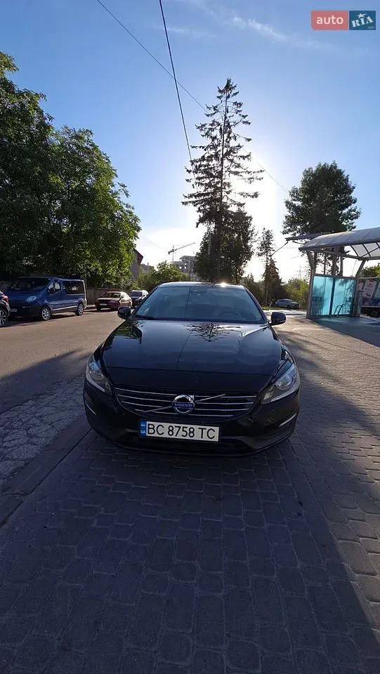 Volvo S60 2013 photo 3