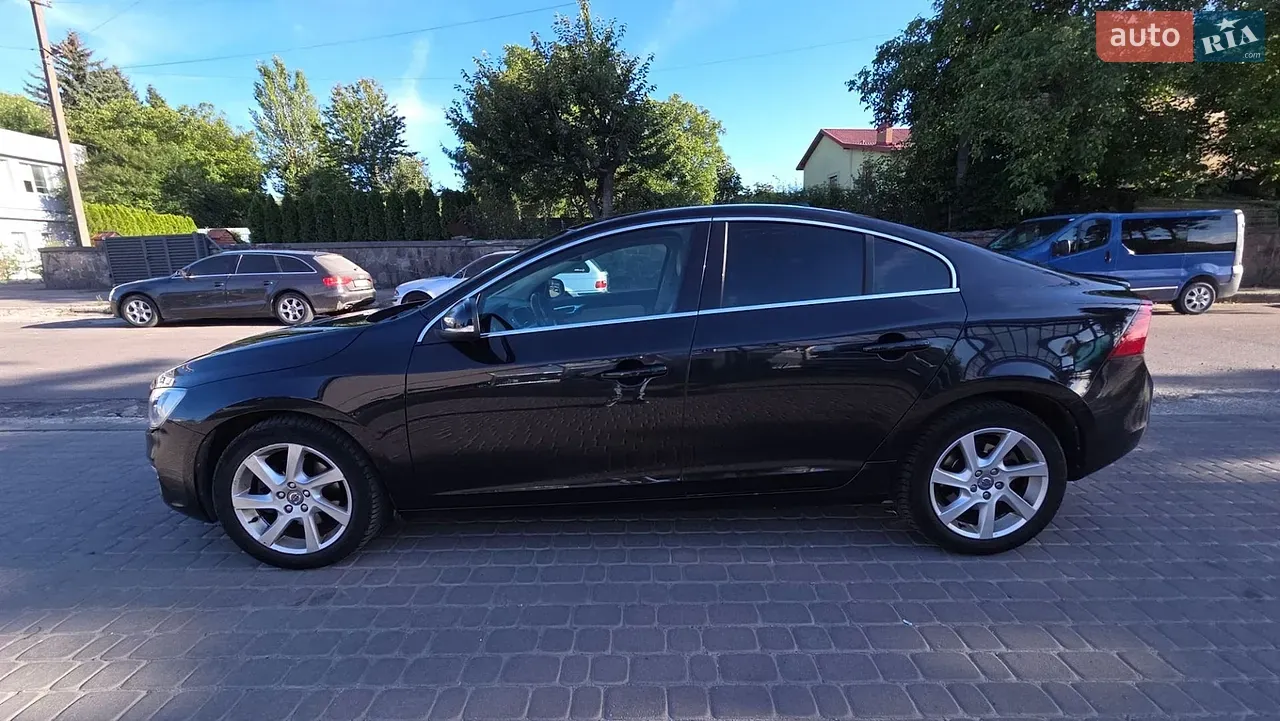Volvo S60 2013 photo 4