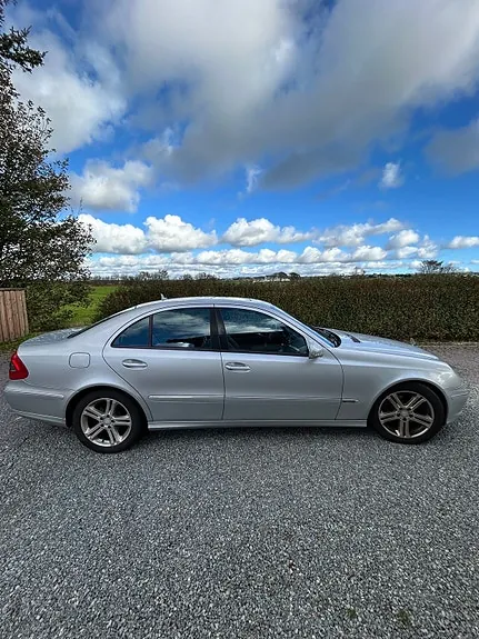 Mercedes-Benz E-Class 2006 photo 5
