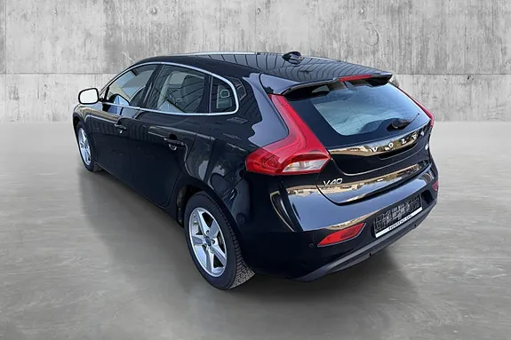 Volvo V40 2015 photo 3