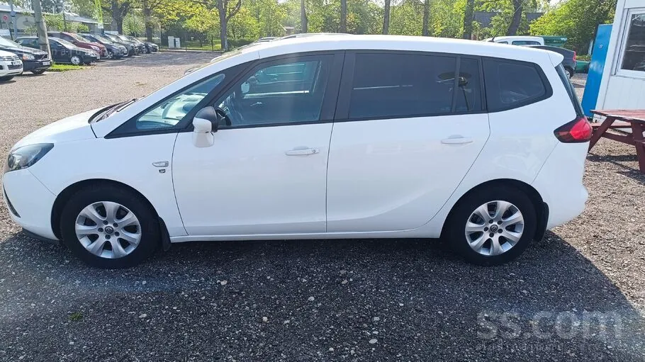 Opel Zafira 2015 photo 4