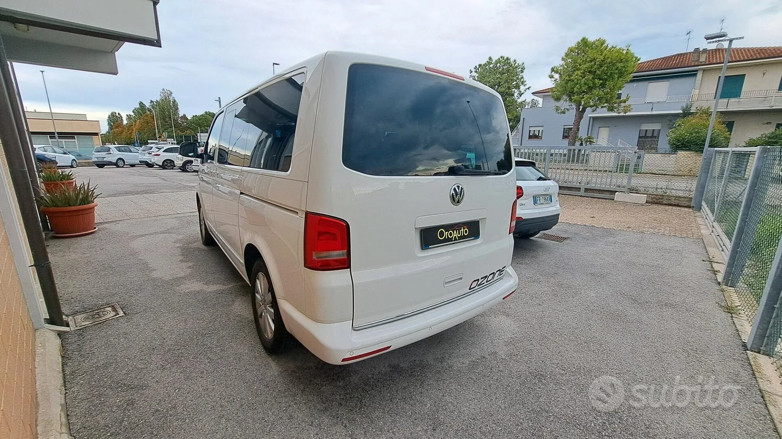Volkswagen Multivan 2013 photo 5