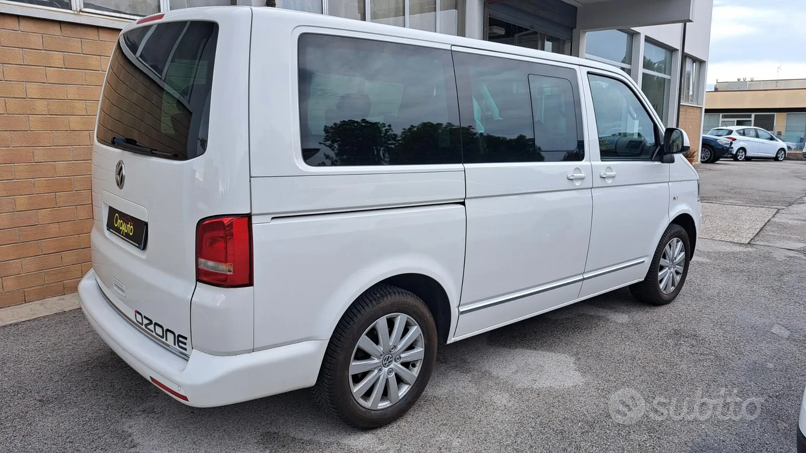 Volkswagen Multivan 2013 photo 4