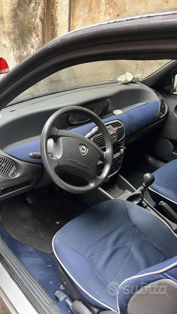 Lancia Y 2021 photo 4