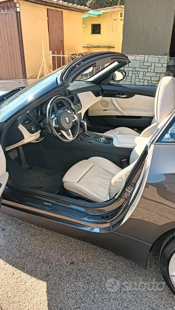 BMW Z4 2011 photo 5