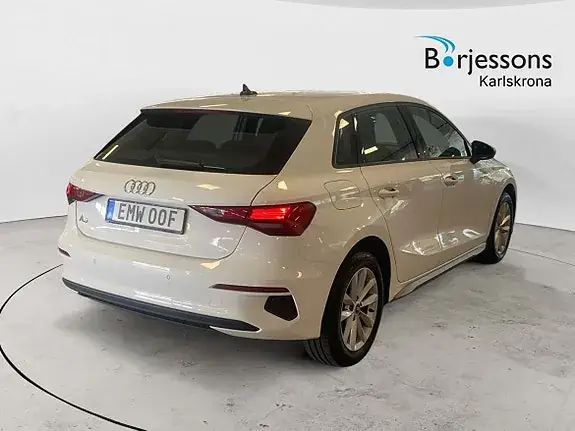 Audi A3 2023 photo 3