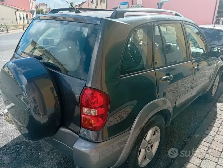 Toyota Rav4 2005 photo 3