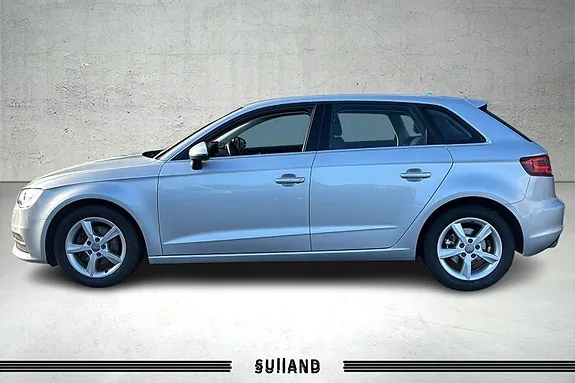 Audi A3 2014 photo 2