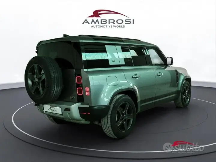 Land Rover Defender 2021 photo 3