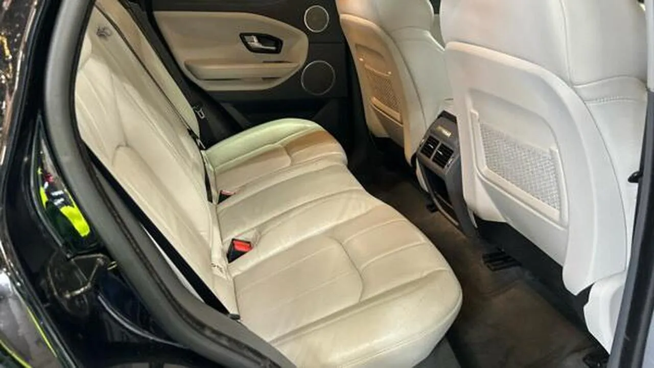Land Rover Range Rover Evoque 2018 photo 2