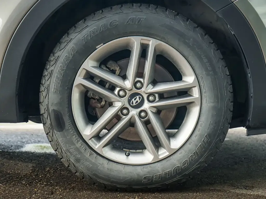 Hyundai Santa Fe 2018 photo 3