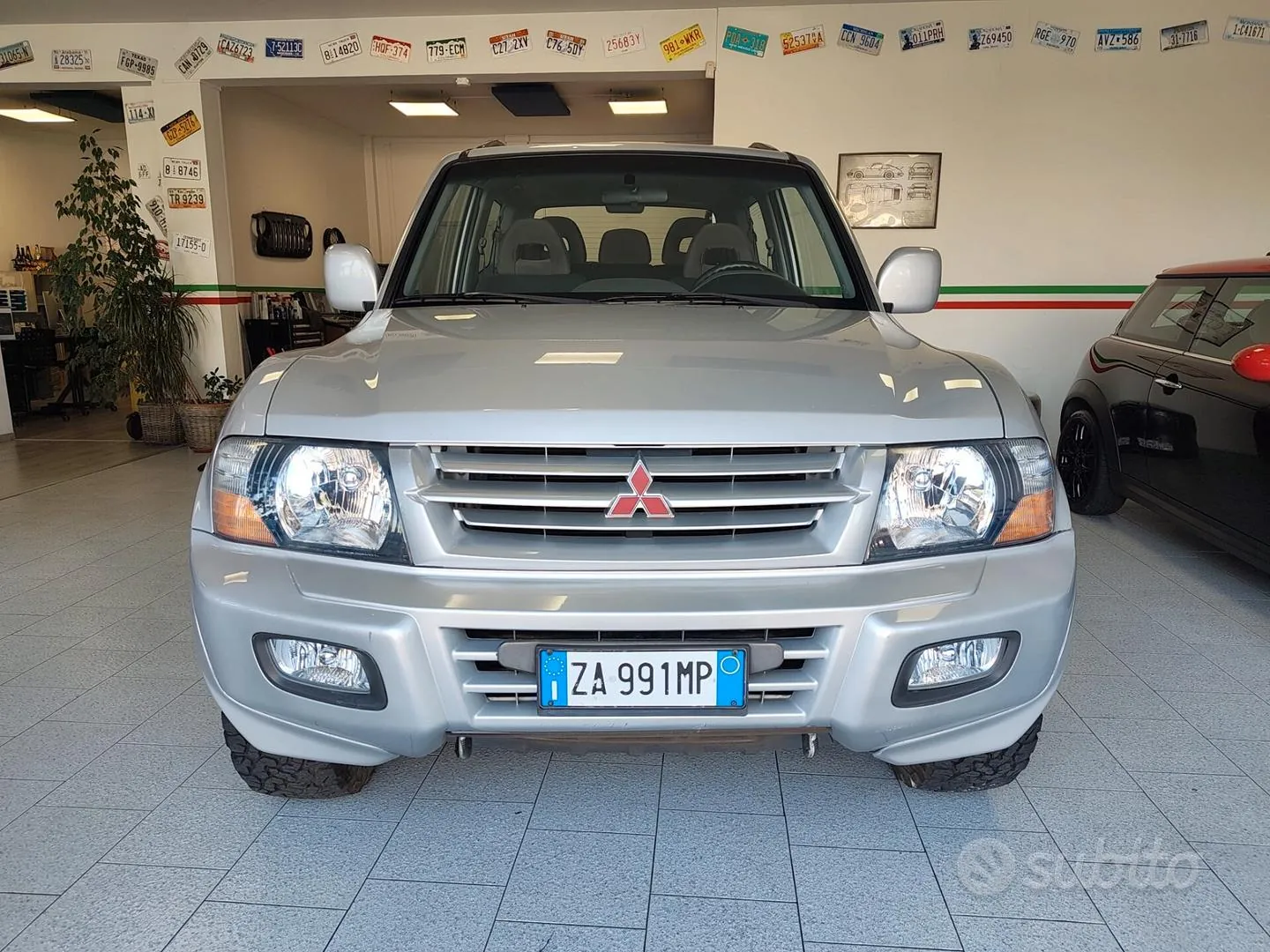 Mitsubishi Pajero 2002 photo 2