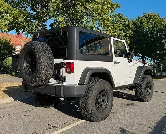Jeep Wrangler 2012 photo 3