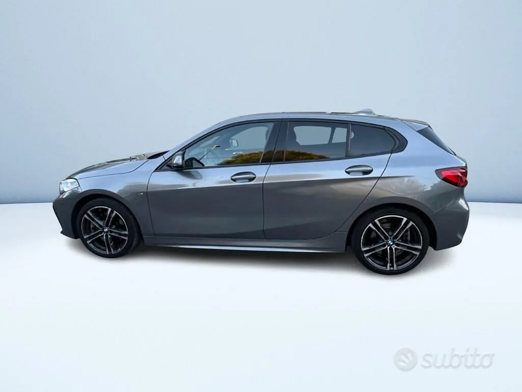BMW Series 1 2022 photo 5