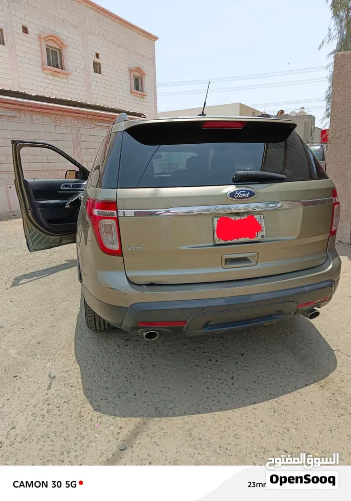 Ford Explorer 2013 photo 4