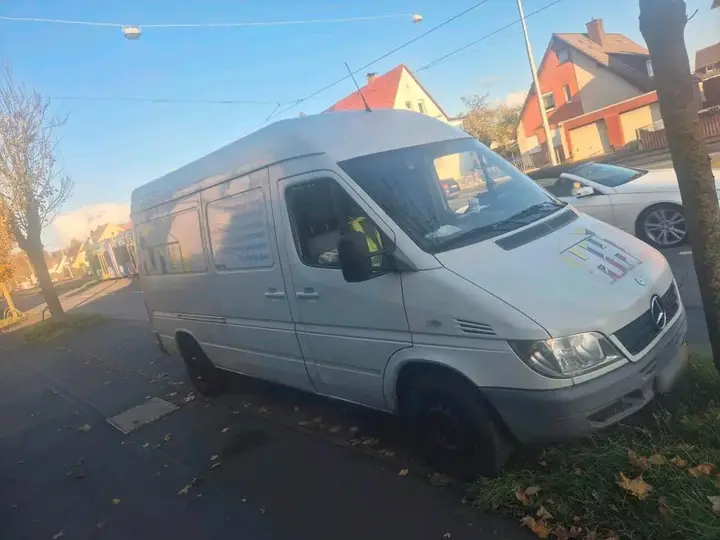 Mercedes-Benz Sprinter