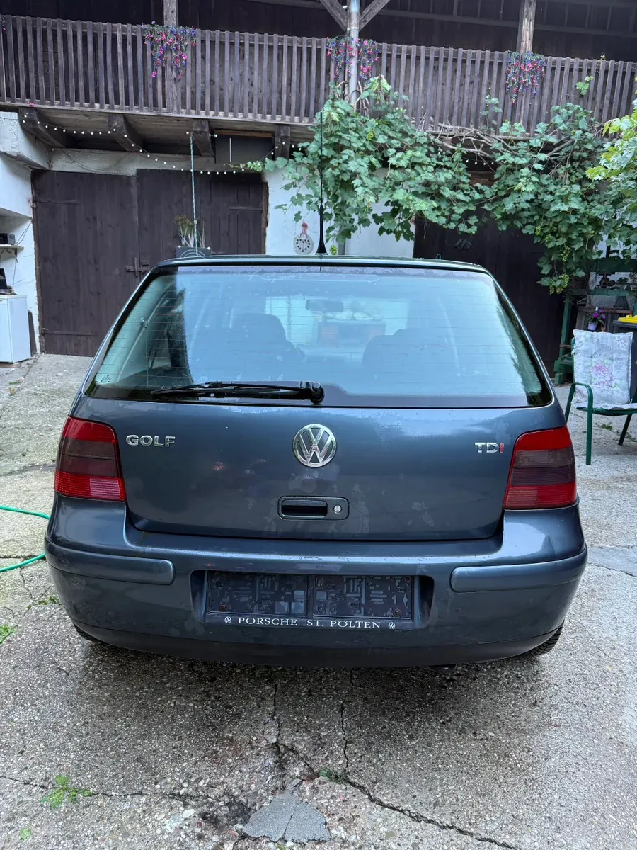 Volkswagen Golf 1998 photo 3