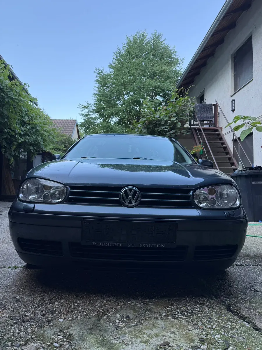 Volkswagen Golf 1998 photo 2