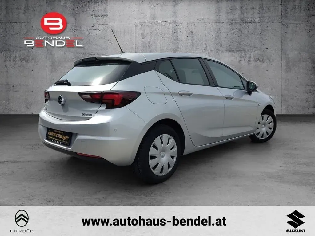 Opel Astra 2019 photo 3