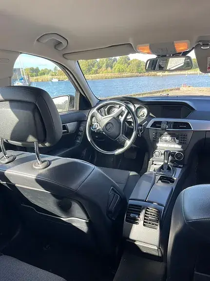 Mercedes-Benz C200 2014 photo 3