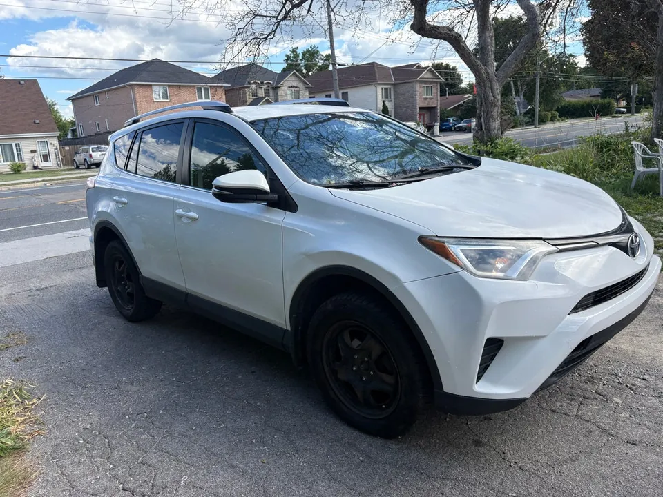 Toyota Rav4 2016 photo 3