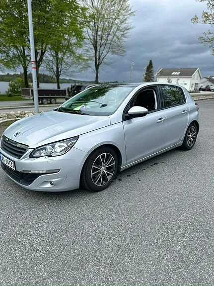 Peugeot 308 2014 photo 3