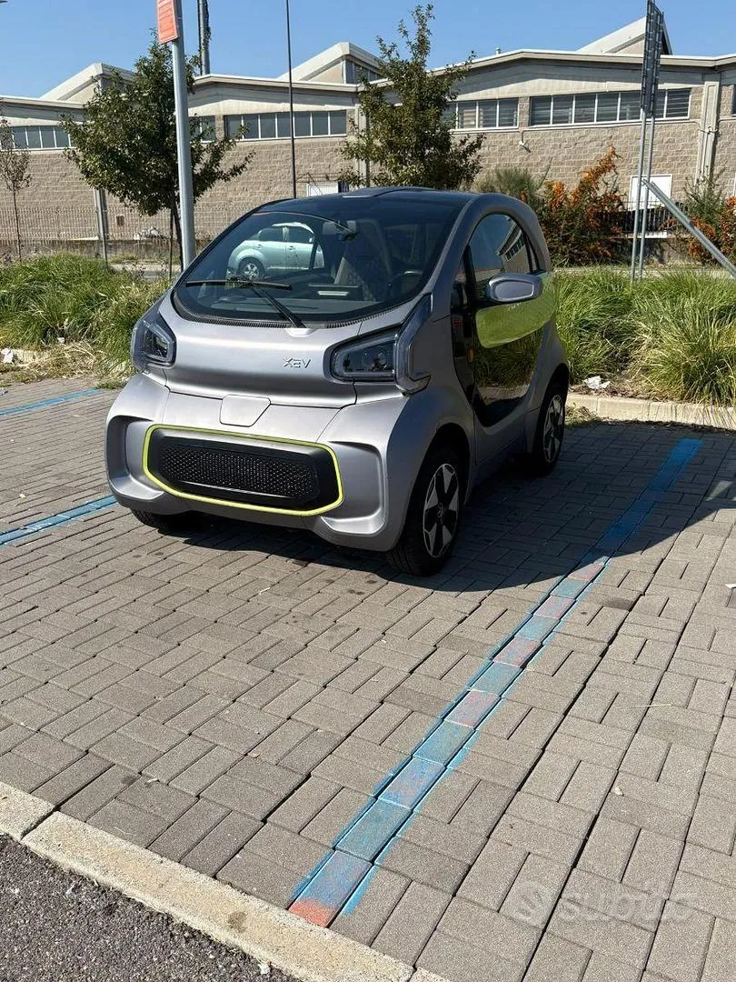 Xev Yoyo