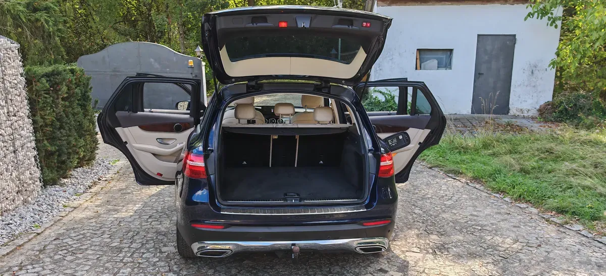 Mercedes-Benz Glc-Class 2018 photo 2