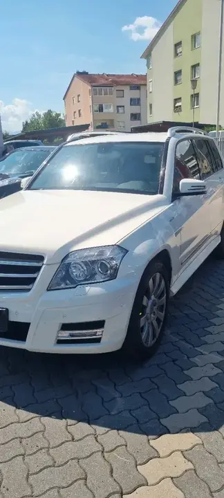 Mercedes-Benz Glk Class 2010 photo 2