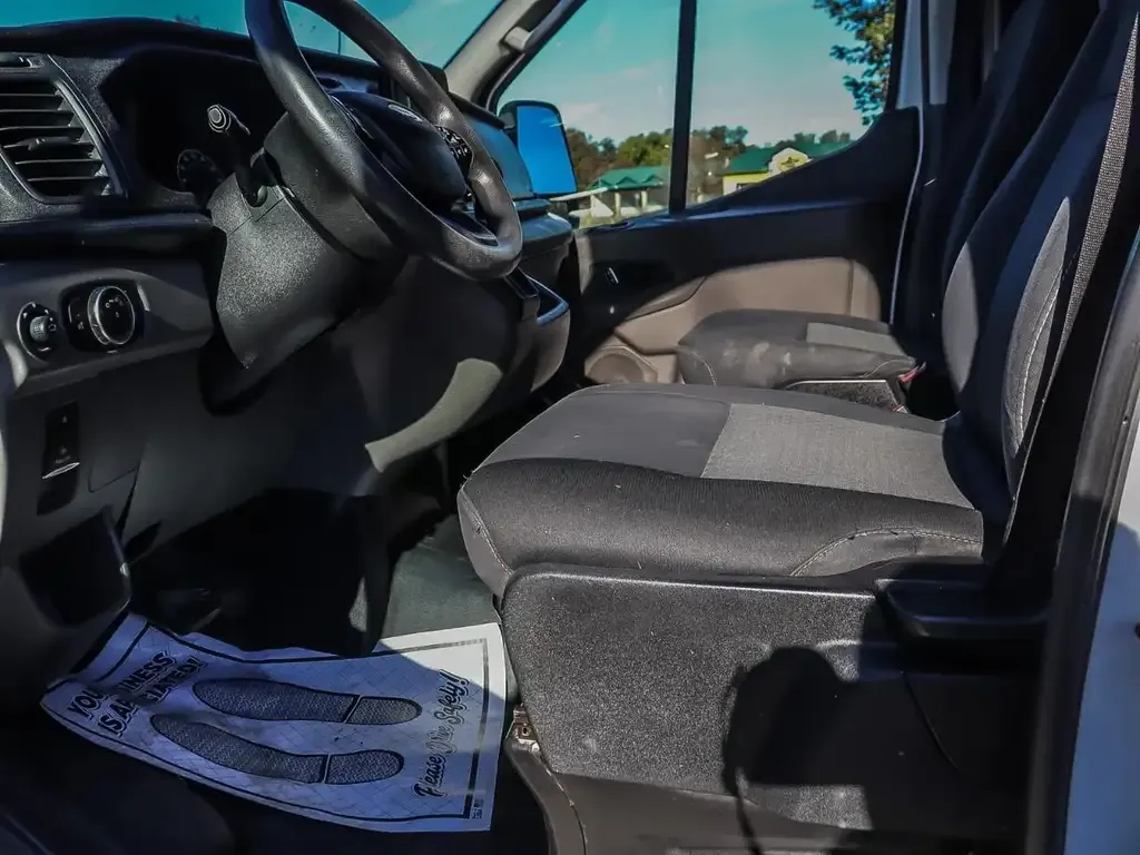 Ford Transit Cargo Van 2024 photo 4