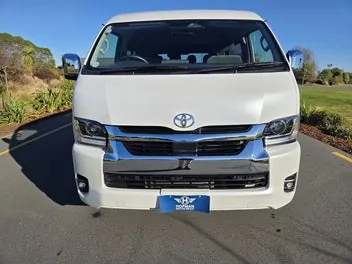 Toyota Hiace 2026 photo 3