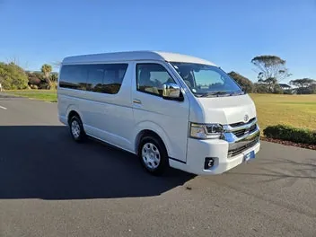 Toyota Hiace 2026 photo 2