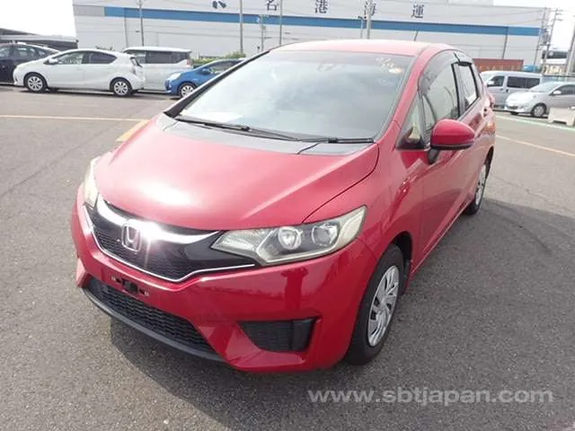 Honda Fit 2015 photo 2