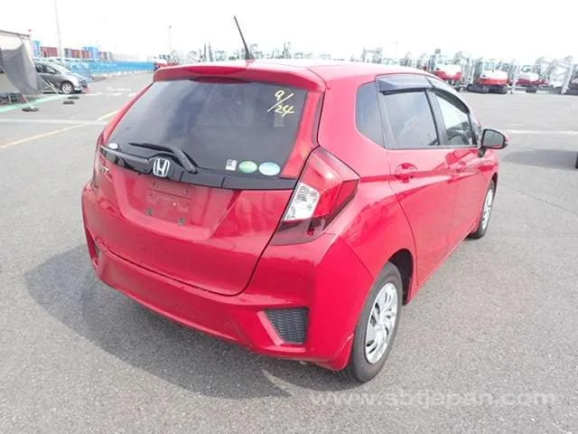 Honda Fit 2015 photo 4