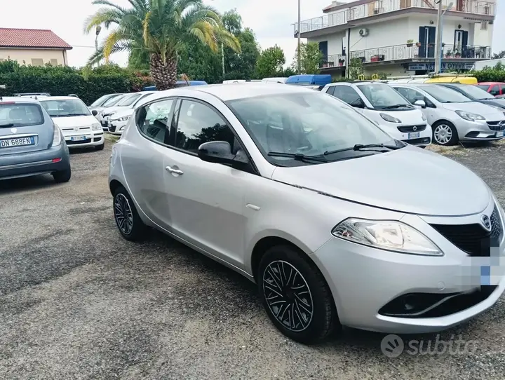 Lancia Ypsilon 2019 photo 3