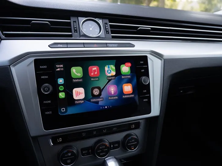 Volkswagen Passat 2018 photo 3