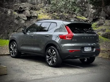 Volvo Xc40 2025 photo 3