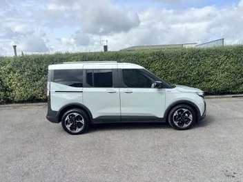 Ford Tourneo 2025 photo 3