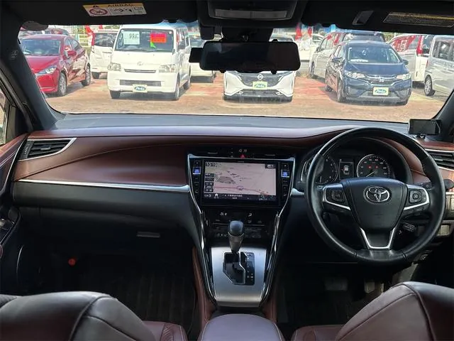 Toyota Harrier 2018 photo 3