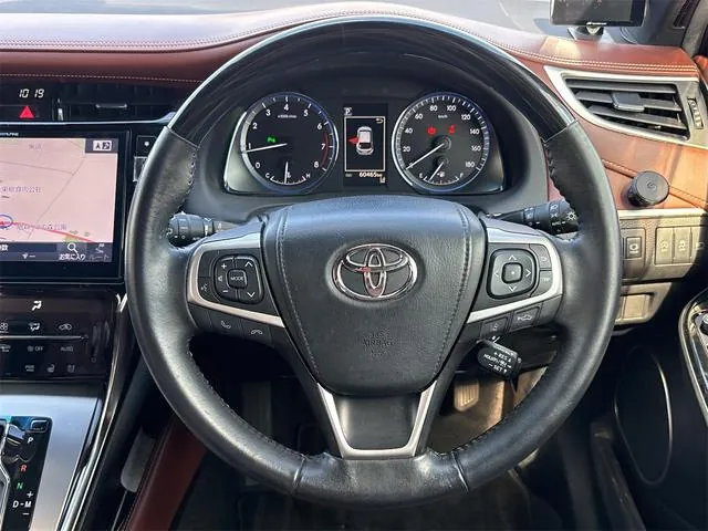 Toyota Harrier 2018 photo 4