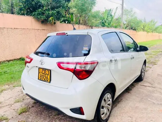 Toyota Vitz 2019 photo 5