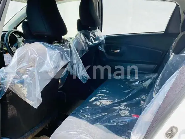 Toyota Vitz 2019 photo 2