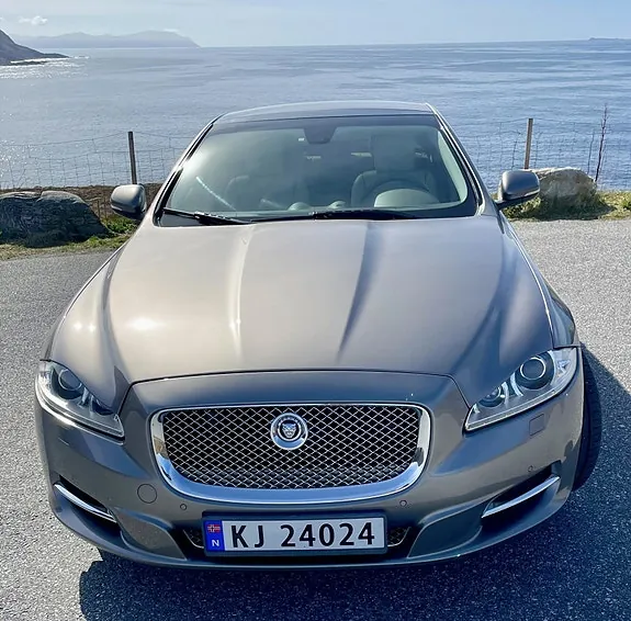 Jaguar Xj 2011 photo 3