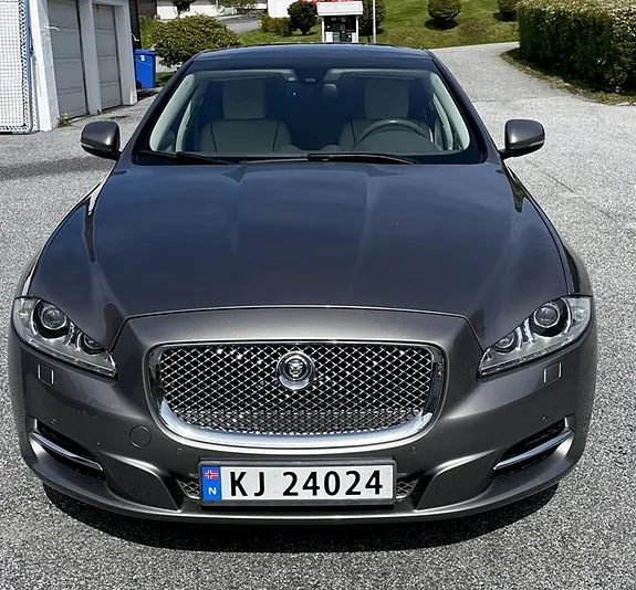 Jaguar Xj 2011 photo 4