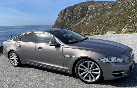 Jaguar Xj