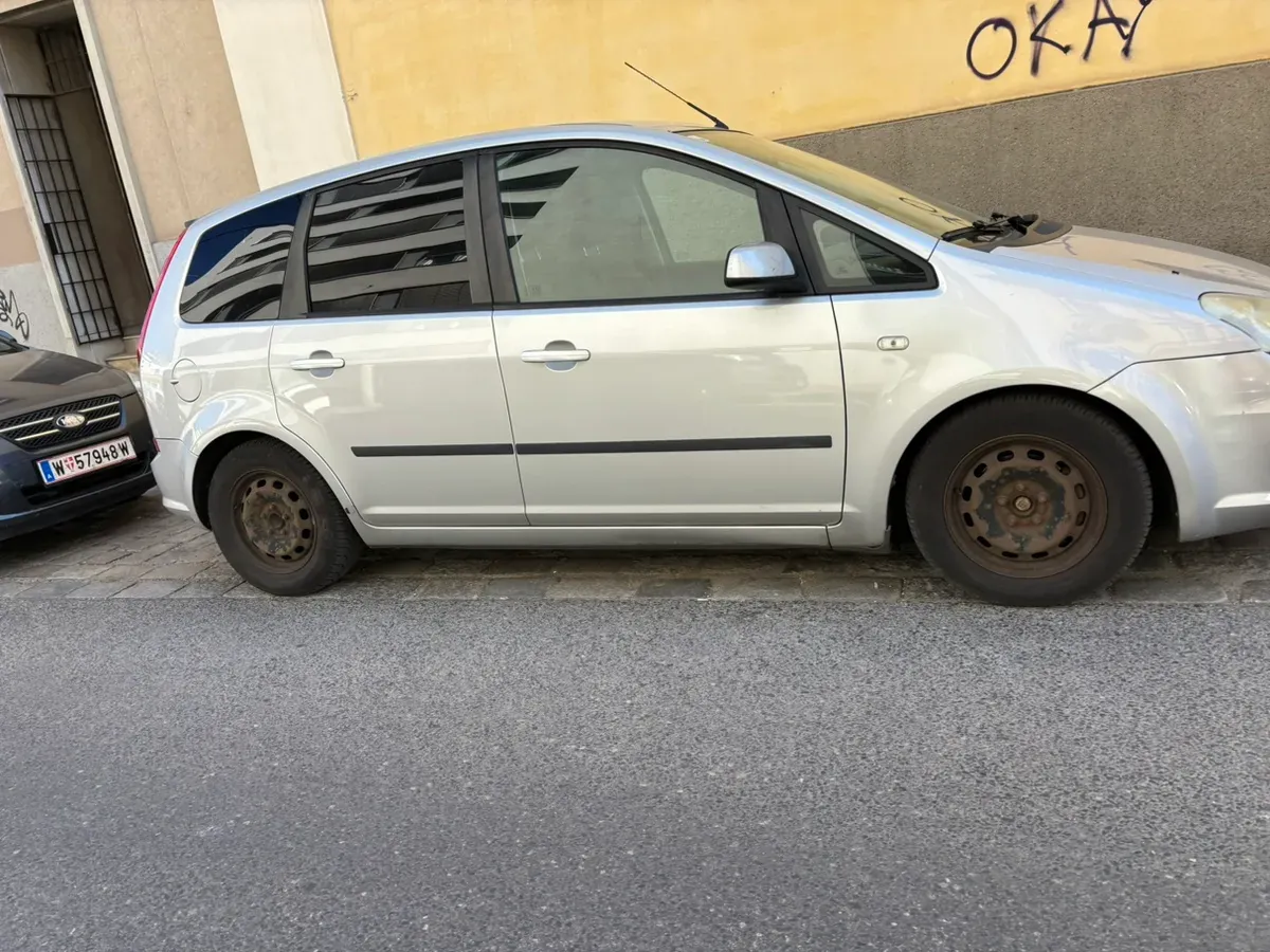 Ford C-Max 2008 photo 2