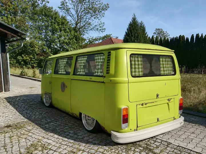 Volkswagen T2