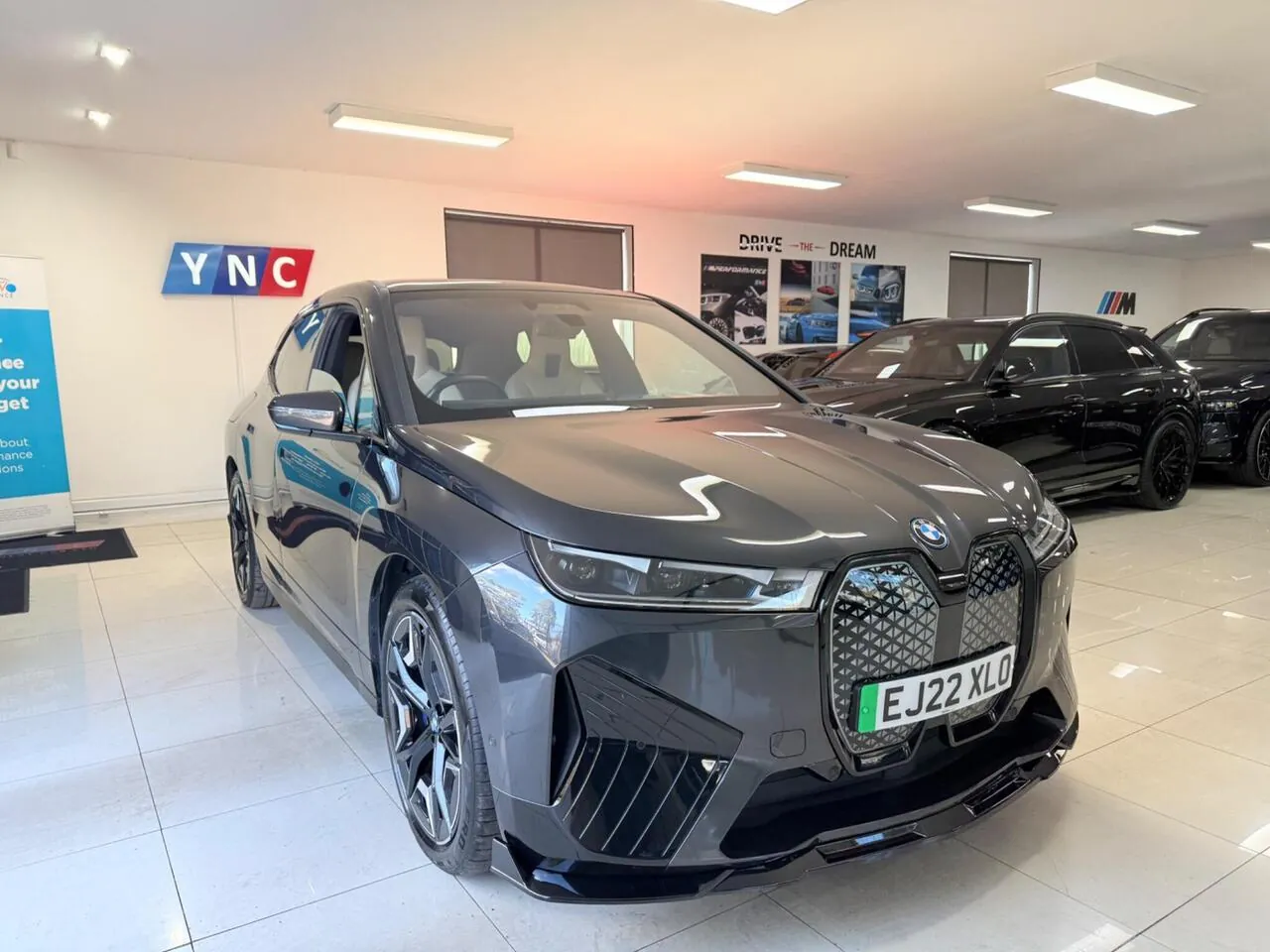 BMW Ix 2022 photo 3